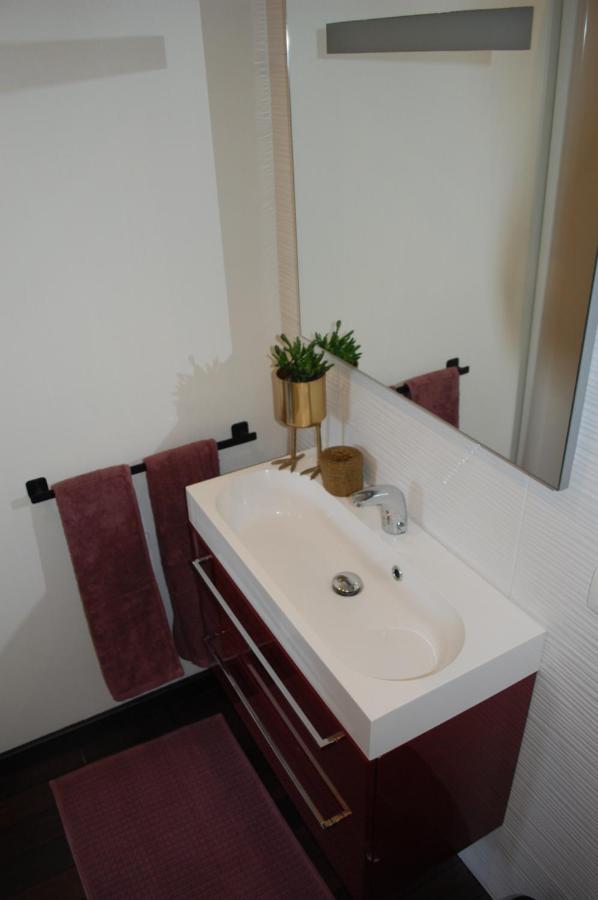 Huis Nest Logies Bed and Breakfast Halle  Εξωτερικό φωτογραφία